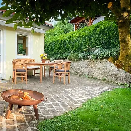 펜션 Casa-philipp, Mediterrane, Lichtdurchflutete, Stilvolle Ruhe-oase, Ebenerdig, Mit Garten, Terrasse, Grill Und Sauna Im Naturparadies Fraenkische Schweiz *