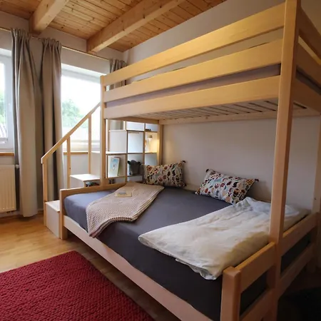 펜션 Casa-philipp, Mediterrane, Lichtdurchflutete, Stilvolle Ruhe-oase, Ebenerdig, Mit Garten, Terrasse, Grill Und Sauna Im Naturparadies Fraenkische Schweiz
