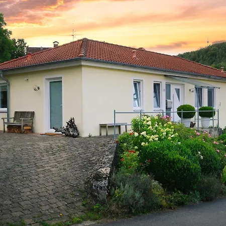 Casa-philipp, Mediterrane, Lichtdurchflutete, Stilvolle Ruhe-oase, Ebenerdig, Mit Garten, Terrasse, Grill Und Sauna Im Naturparadies Fraenkische Schweiz Unterleinleiter