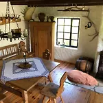 Casa-philipp, Mediterrane, Lichtdurchflutete, Stilvolle Ruhe-oase, Ebenerdig, Mit Garten, Terrasse, Grill Und Sauna Im Naturparadies Fraenkische Schweiz Feriehus