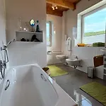 Feriehus Casa-philipp, Mediterrane, Lichtdurchflutete, Stilvolle Ruhe-oase, Ebenerdig, Mit Garten, Terrasse, Grill Und Sauna Im Naturparadies Fraenkische Schweiz