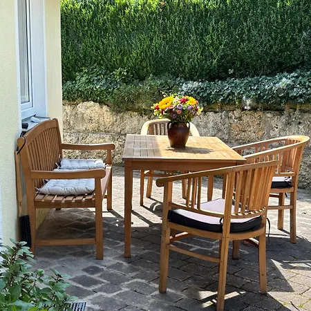 Casa-philipp, Mediterrane, Lichtdurchflutete, Stilvolle Ruhe-oase, Ebenerdig, Mit Garten, Terrasse, Grill Und Sauna Im Naturparadies Fraenkische Schweiz * Unterleinleiter